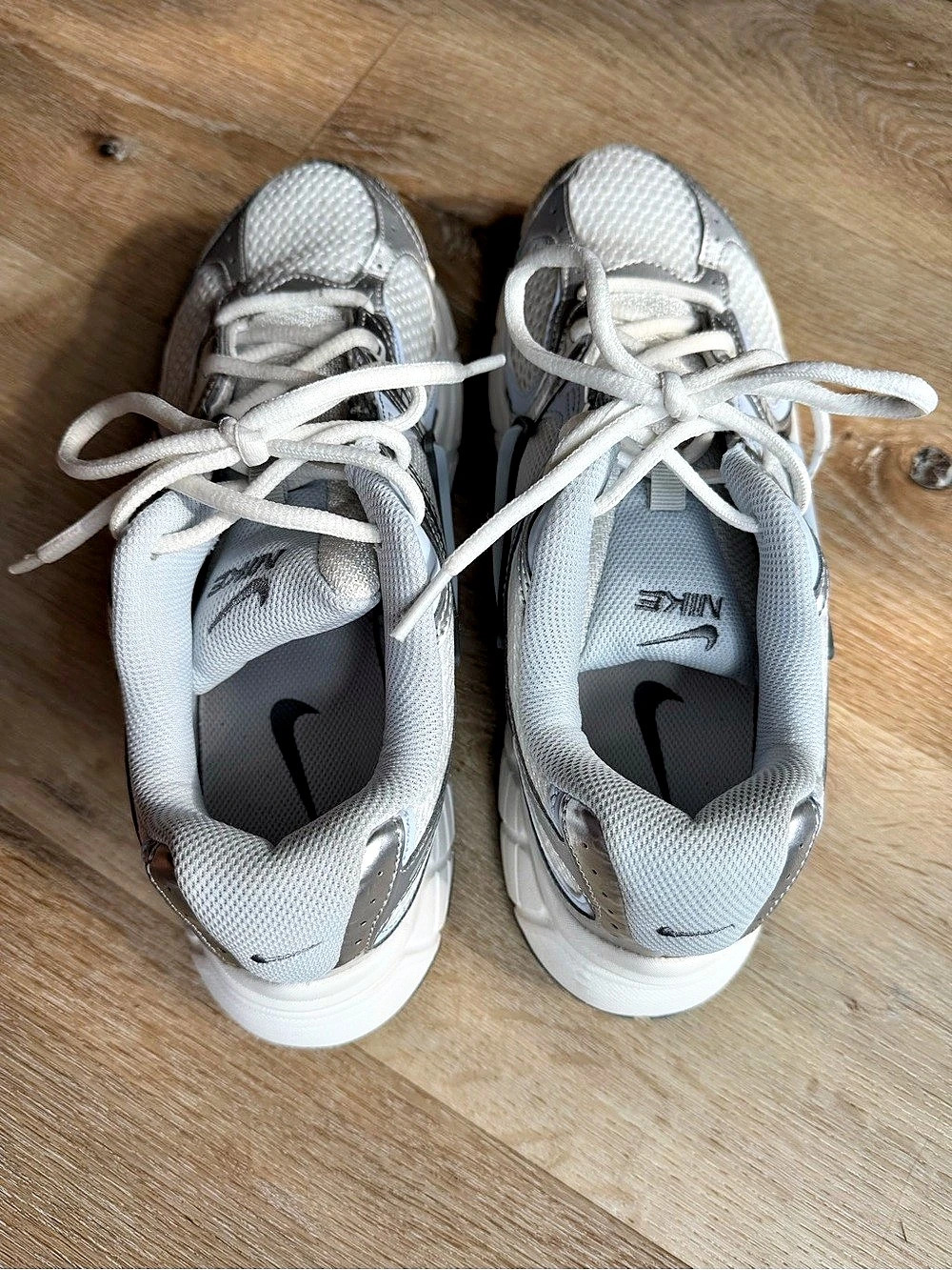 Nike V5 RNR - Picture 4 of 6
